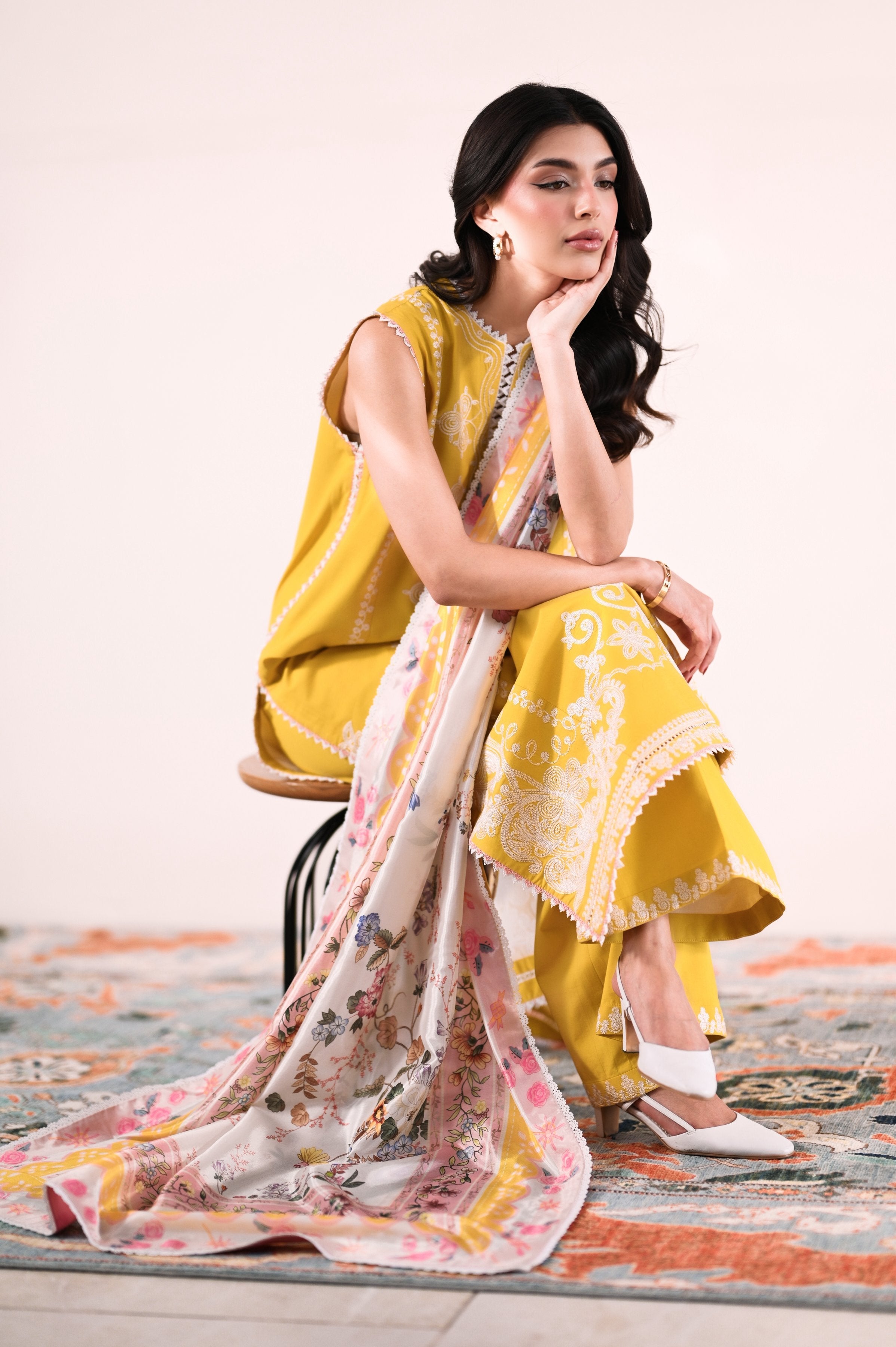 TUSCAN DAISY LUXURY EMBROIDERED LAWN 3PCS SET (NPA3-26415) - READY TO WEAR / READY TO SHIP
