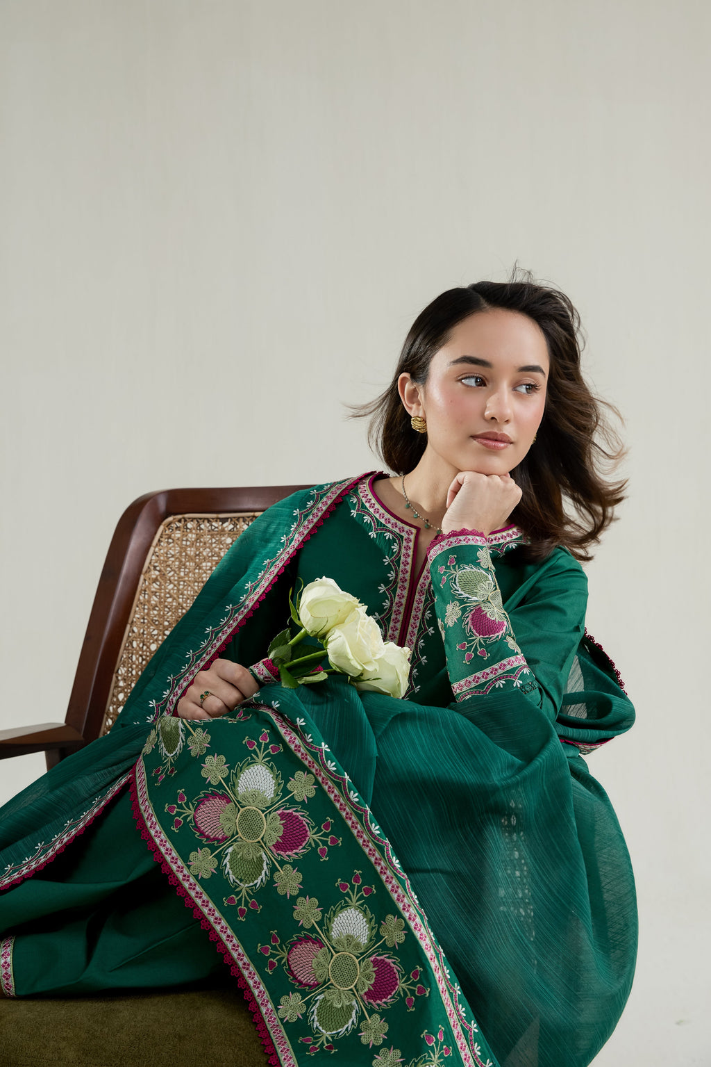 EMERALD GREEN LUXURY EMBROIDERED LAWN 3PCS SET (NPA3-26413) - READY TO WEAR /READY TO SHIP