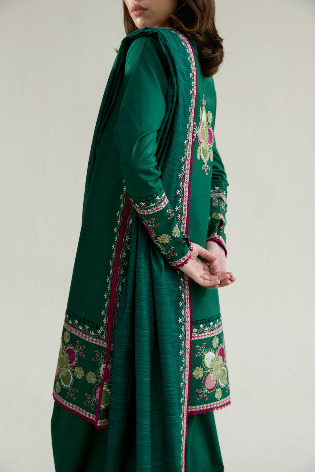EMERALD GREEN LUXURY EMBROIDERED LAWN 3PCS SET (NPA3-26413) - READY TO WEAR /READY TO SHIP