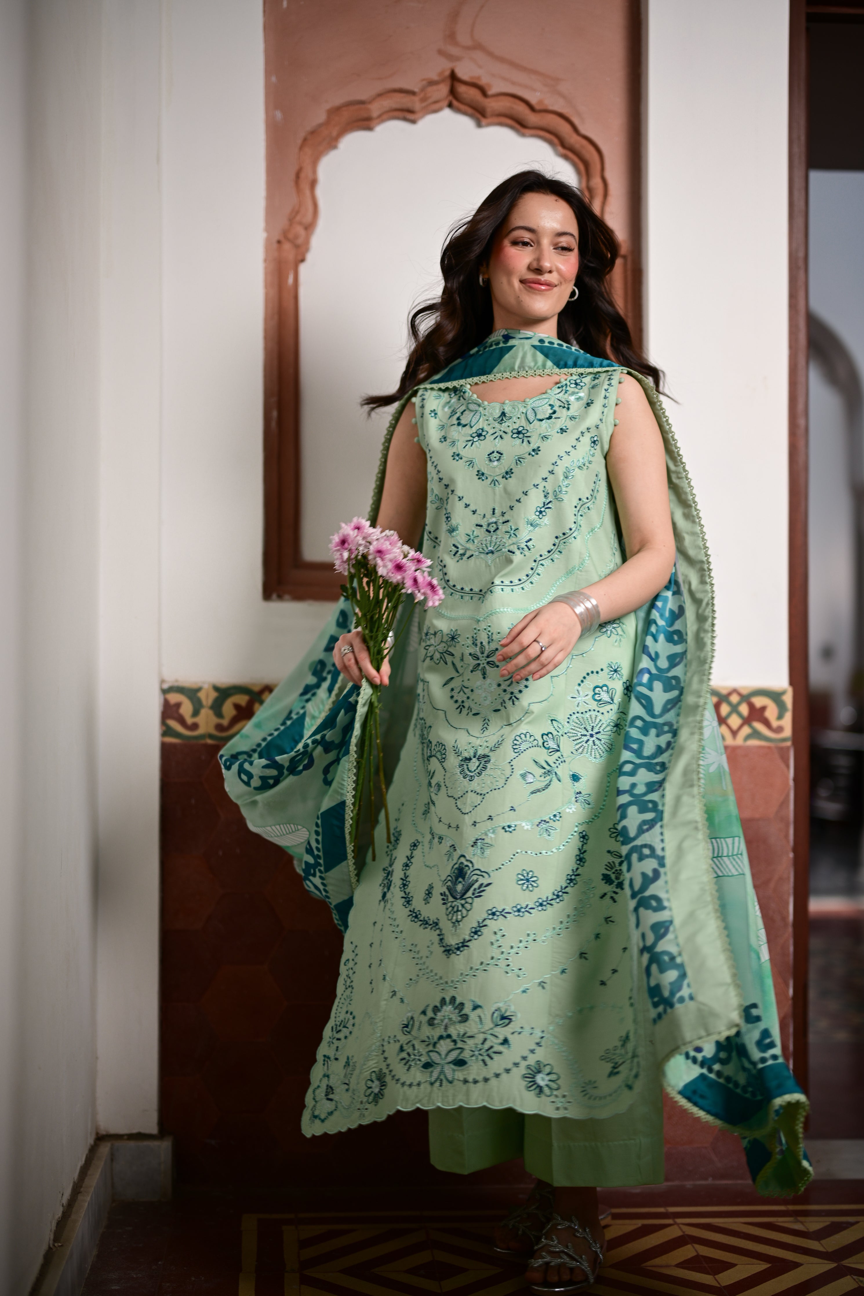 JADE LUXURY EMBROIDERED LAWN SET (NEL-26623) READY TO SHIP