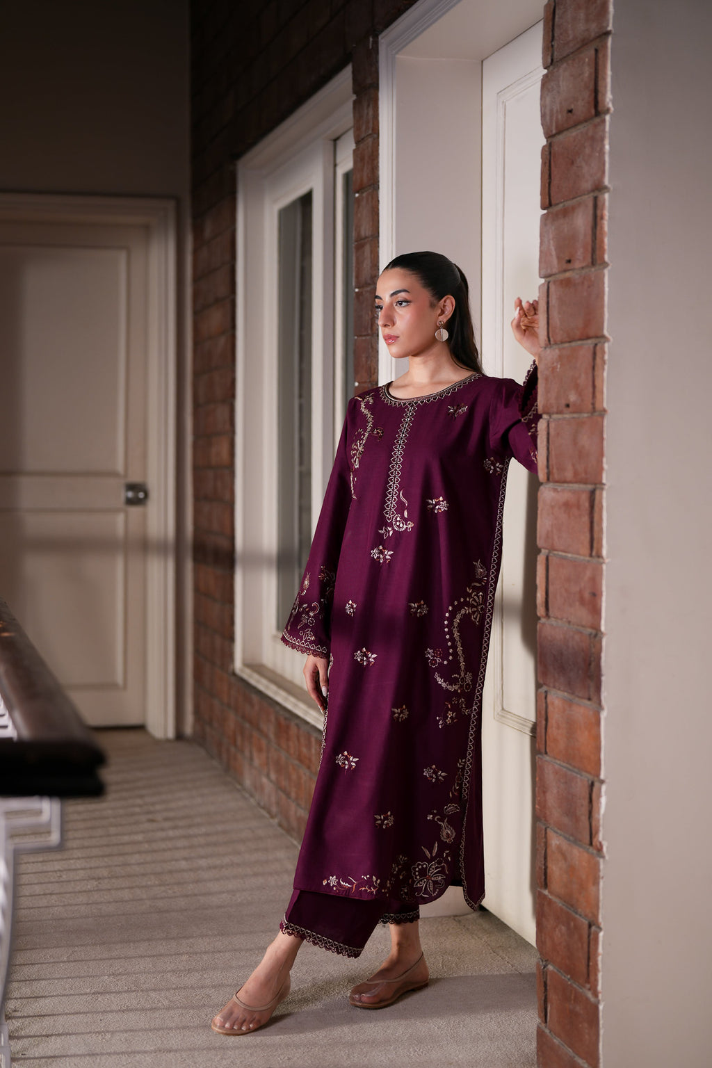 PLUM CO-ORD LUXURY EMBROIDERED LAWN 2PCS (NPA2-26305) / READY TO SHIP