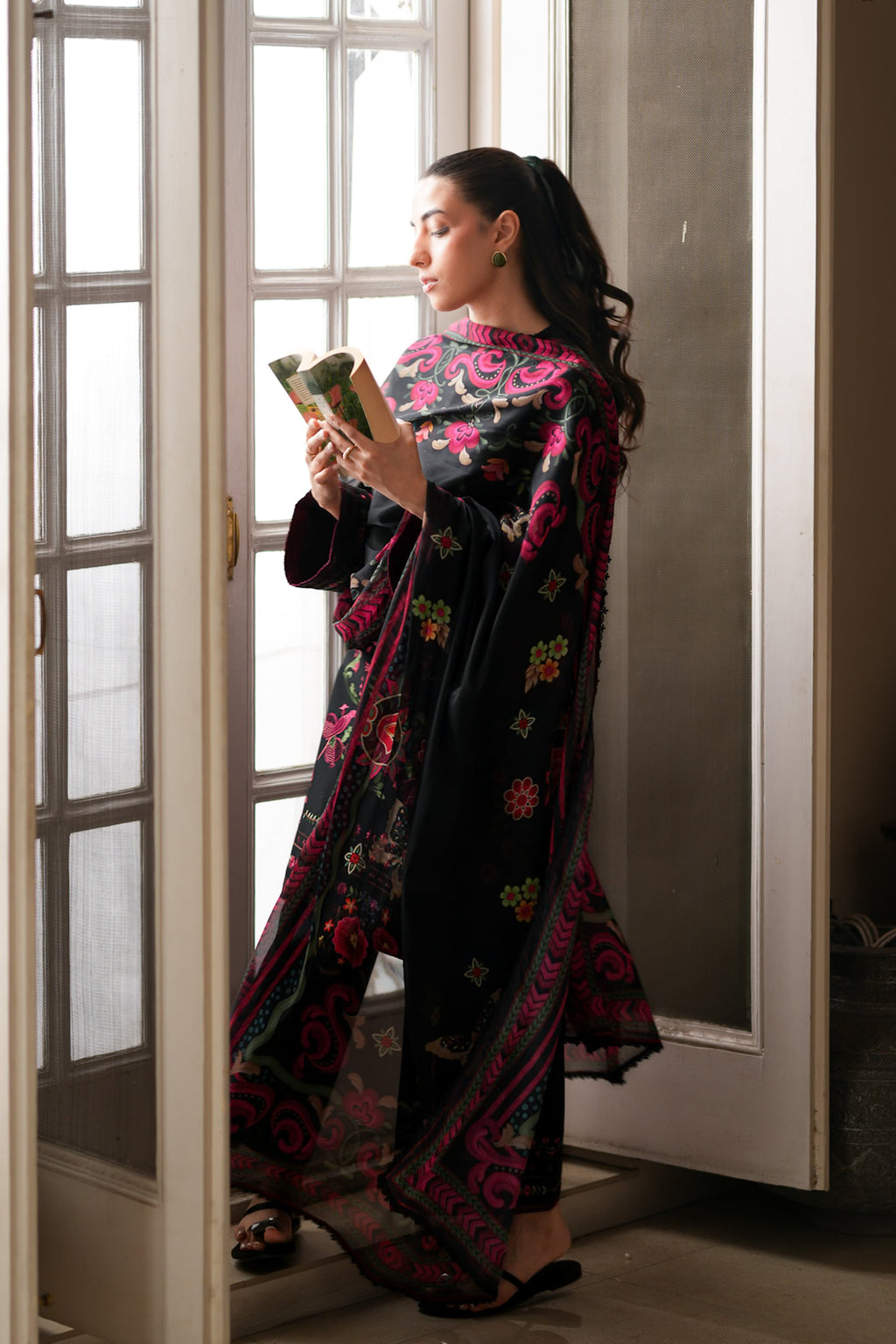 BLACK LUXURY EMBROIDERED LAWN 3PCS SET (NPA3-26437) - READY TO WEAR STAYCATION 2026 /READY TO SHIP