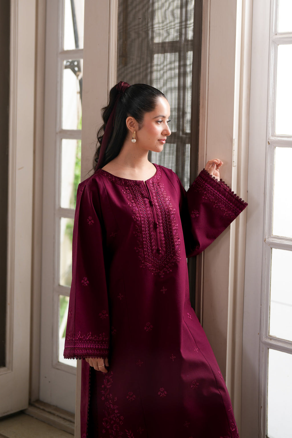 BURGUNDY LUXURY EMBROIDERED LAWN 2PCS SET (NPA2-26301) - READY TO WEAR STAYCATION 2026/ READY TO SHIP