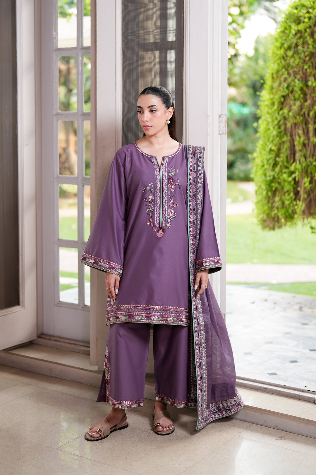 LAVENDER LUXURY EMBROIDERED LAWN 3PCS SET (NPA3-26439) - READY TO WEAR STAYCATION 2026 / READY TO SHIP