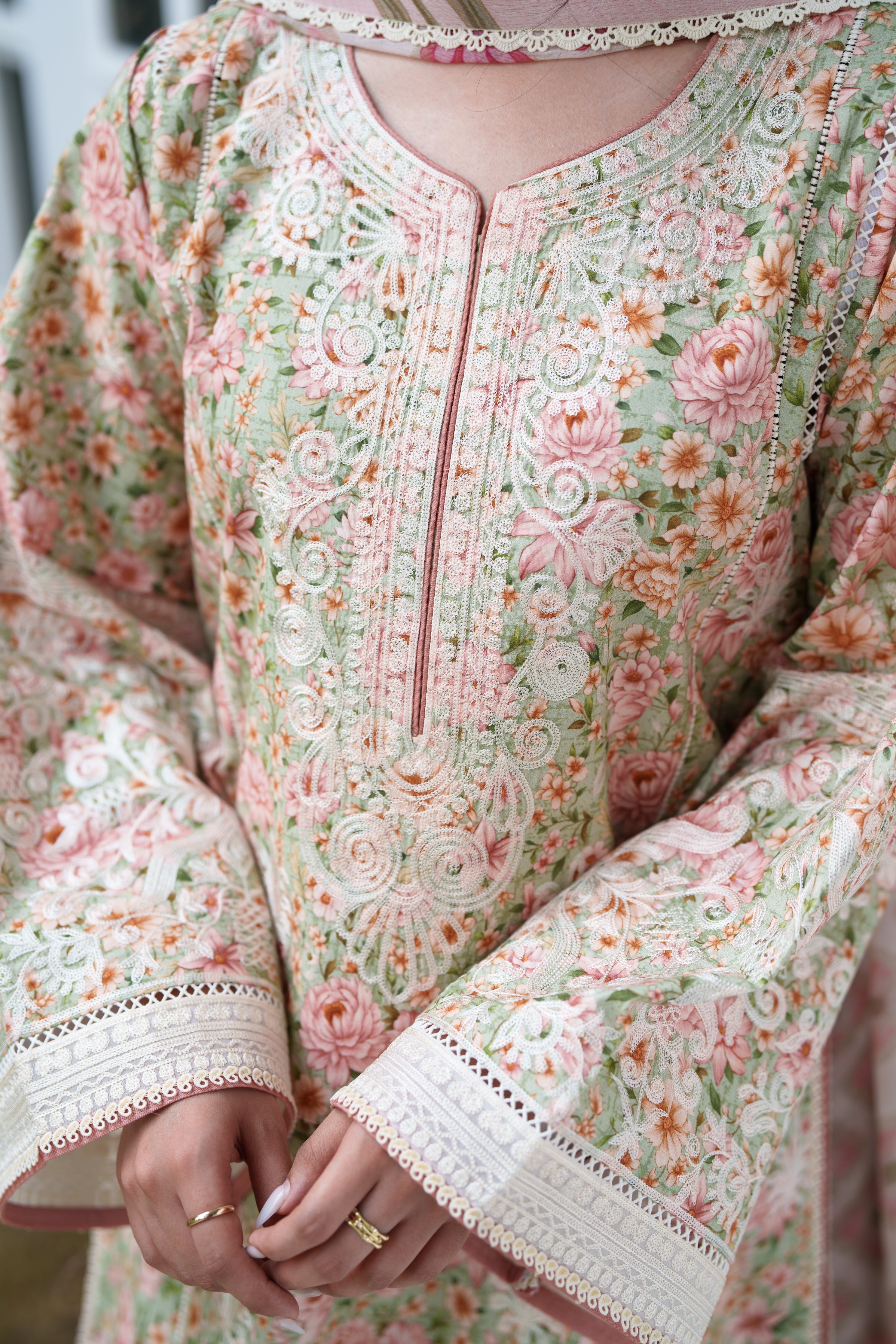 SOFT PISTACHIO LUXURY EMBROIDERED PRINTED PREMIUM COTTON 3PCS SET (NEL-26630)/ READY TO SHIP