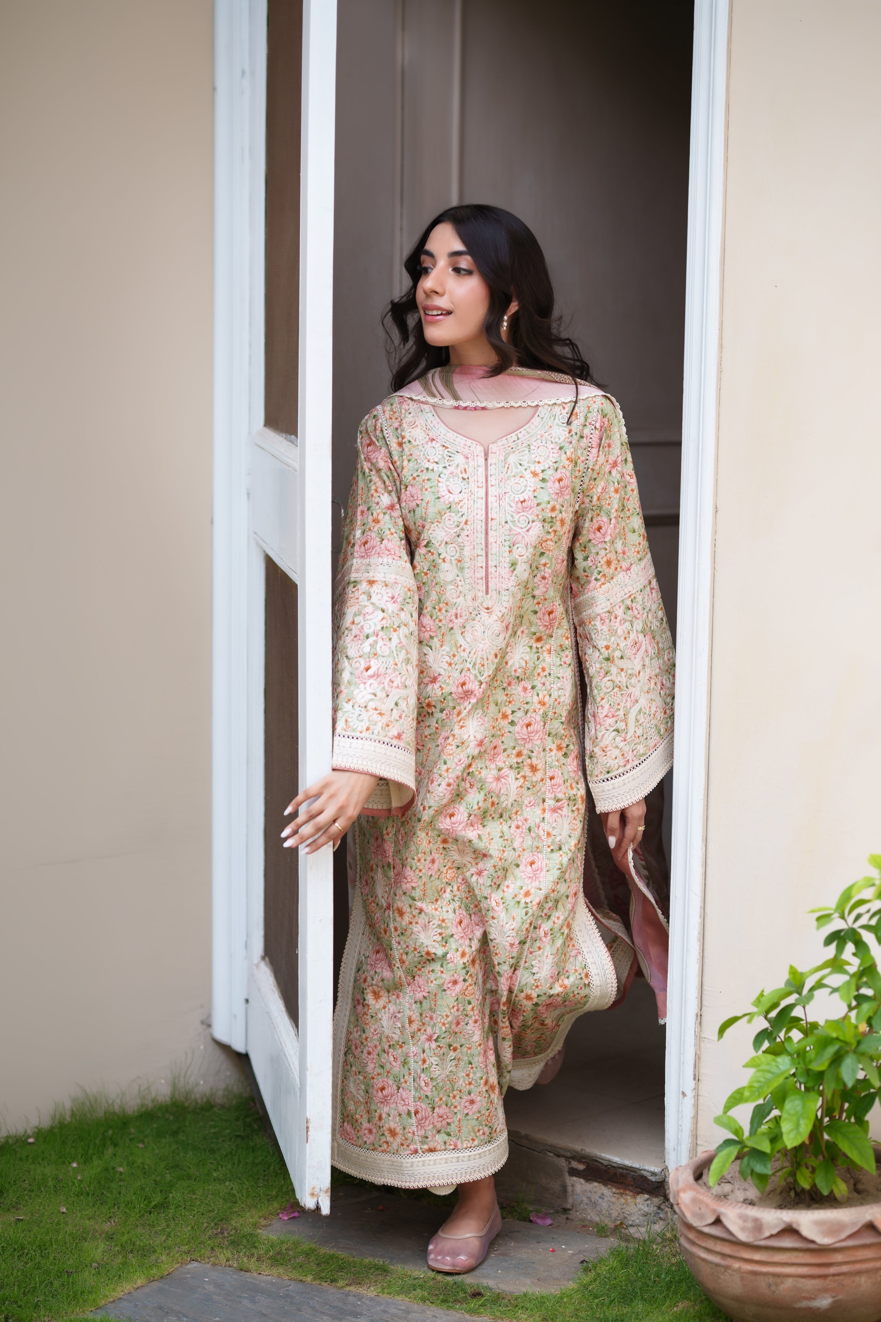 SOFT PISTACHIO LUXURY EMBROIDERED PRINTED PREMIUM COTTON 3PCS SET (NEL-26630)/ READY TO SHIP