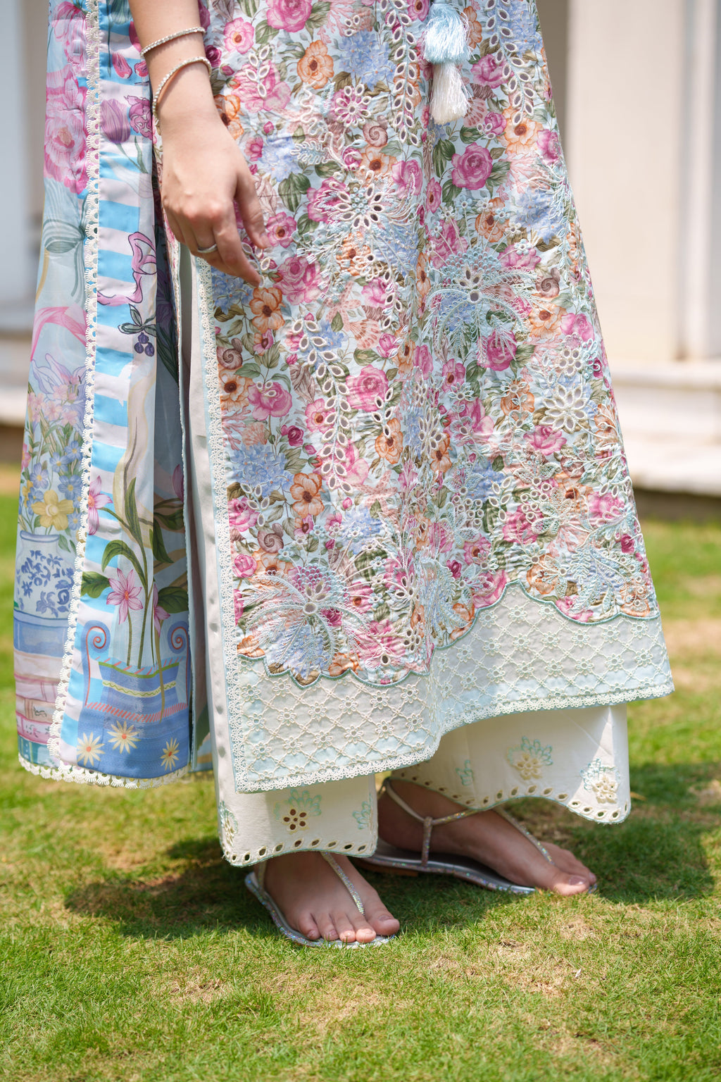 SOFT BLUE LUXURY EMBROIDERED PRINTED  PREMIUM COTTON 3PCS SET (NEL-26628)  / READY TO SHIP