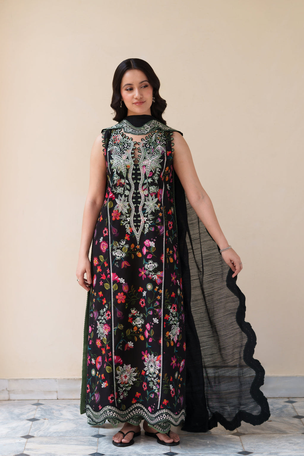 BLOOMING BLACK LUXURY EMBROIDERED PRINTED PREMIUM COTTON 3PCS SET (NEL-26629) / READY TO SHIP