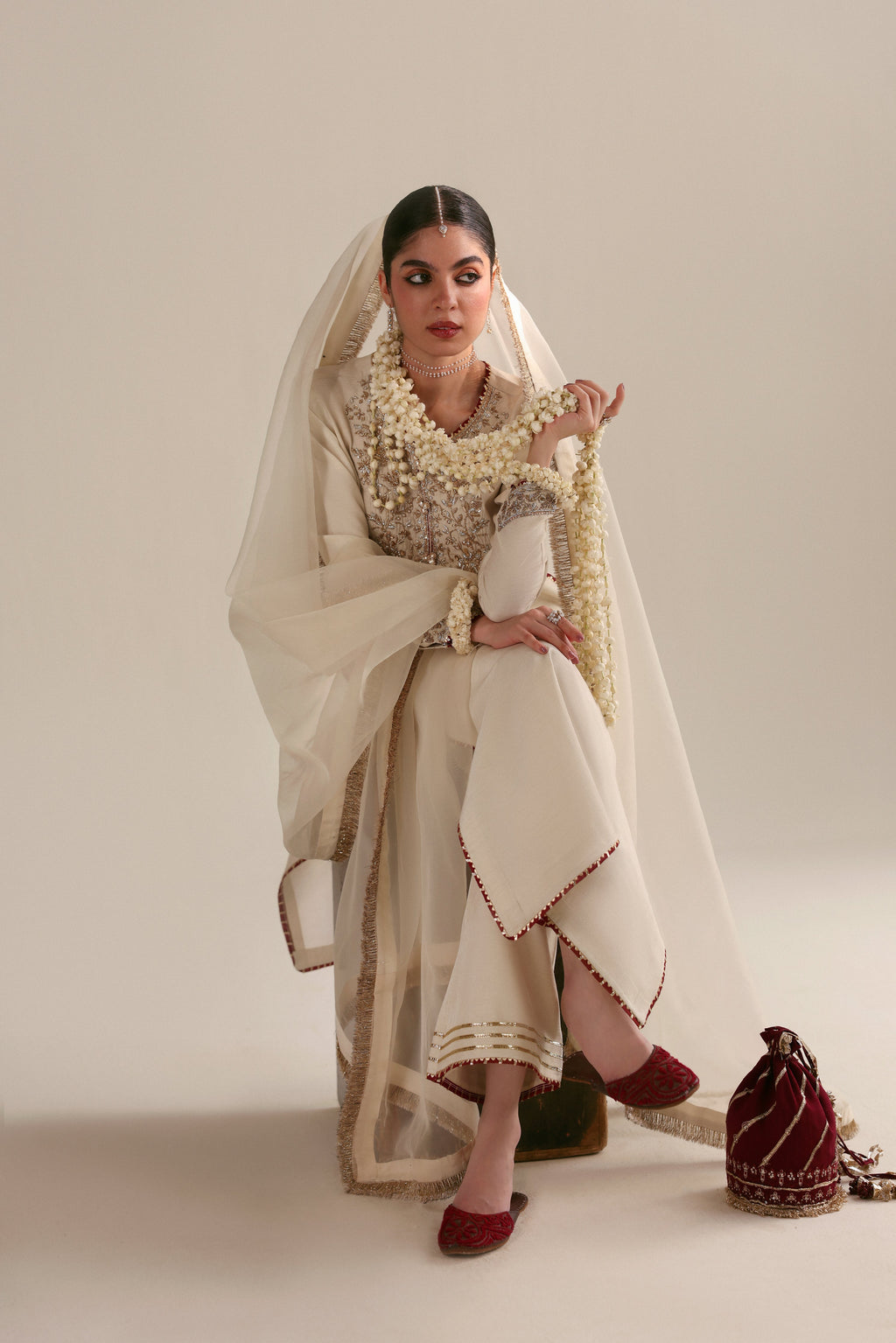 IVORY LUXURY WEDDING EDIT 2026 (NPA3-26448)