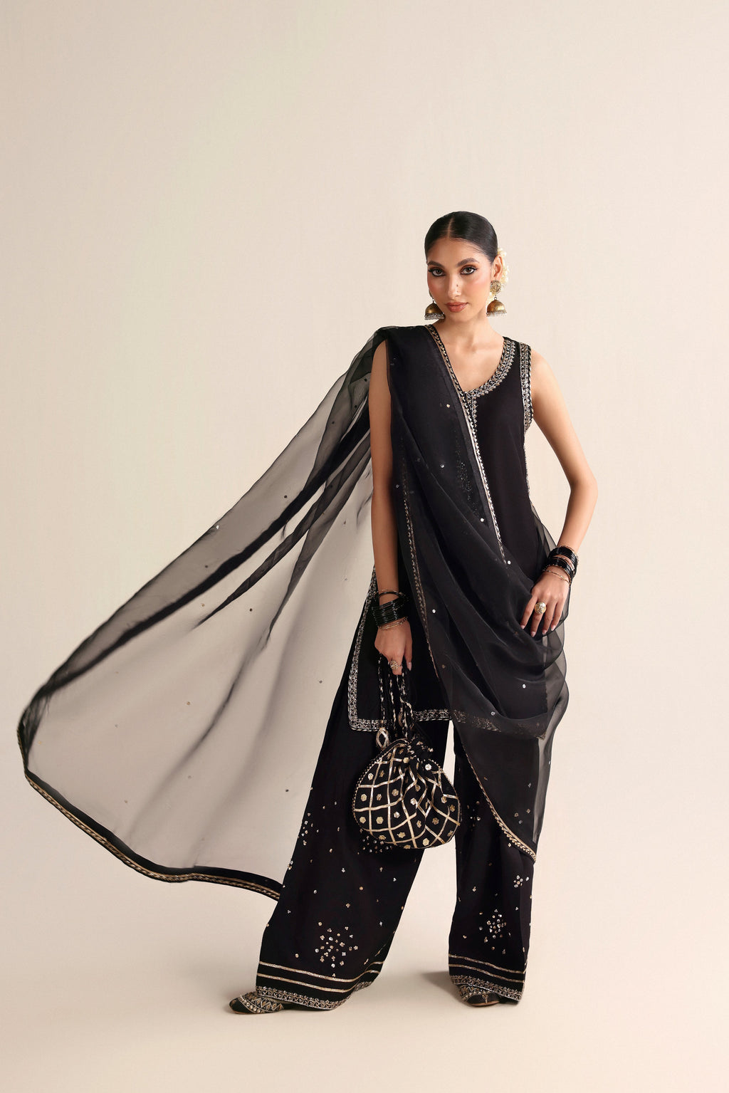 BLACK LUXURY WEDDING EDIT 2026 (NPA3-26450)