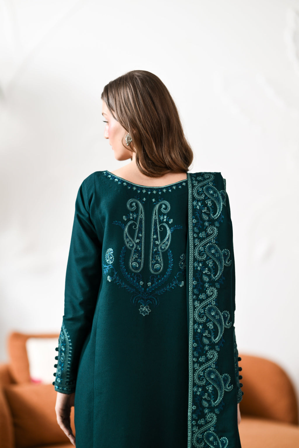 LYRA - DEEP EMERALD LUXURY EMBROIDERED KARANDI 3PCS SET (NEL-26639)